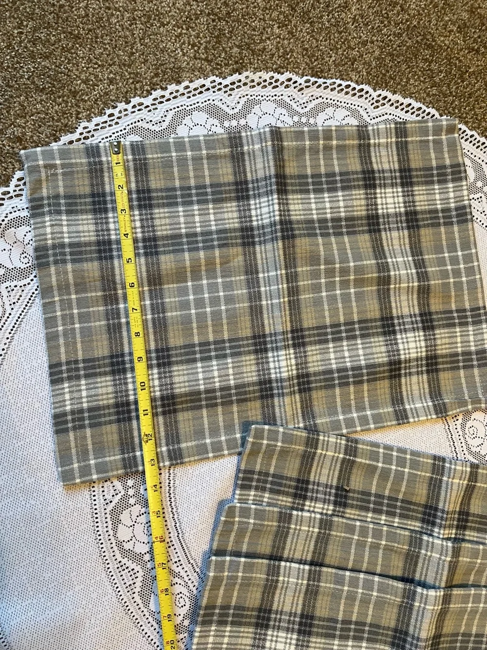 Valance and 4 Placemats